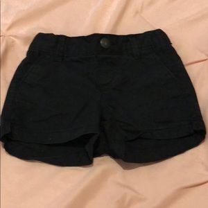 Black shorts with pockets